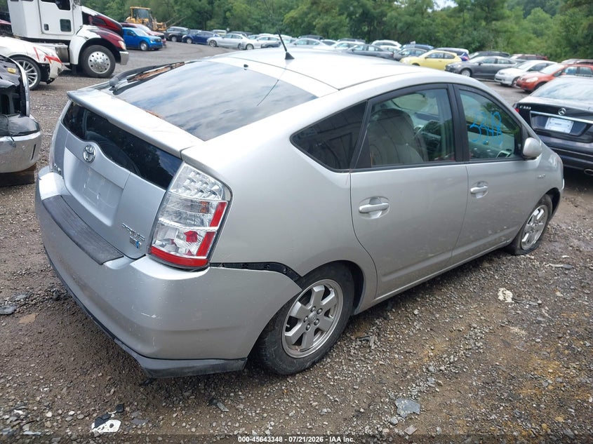 2006 Toyota Prius VIN JTDKB20U863131105 IAAI salvage auction — NORMAL WEAR, Clear (Pennsylvania), sold $25 on 2026-07-28 (photo 4)