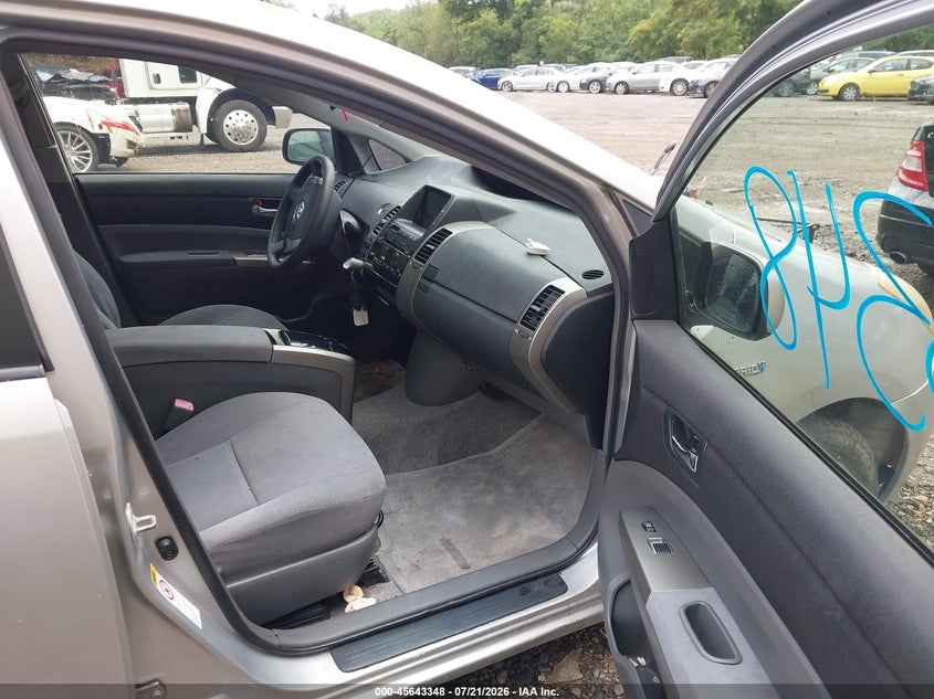 2006 Toyota Prius VIN JTDKB20U863131105 IAAI salvage auction — NORMAL WEAR, Clear (Pennsylvania), sold $25 on 2026-07-28 (photo 5)
