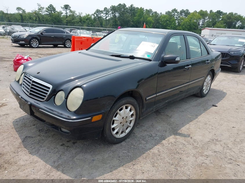 2001 Mercedes-benz E-class VIN WDBJF65J41B314388 IAAI salvage auction — NORMAL WEAR, Clear (Virginia), sold $75 on 2026-07-24 (photo 2)