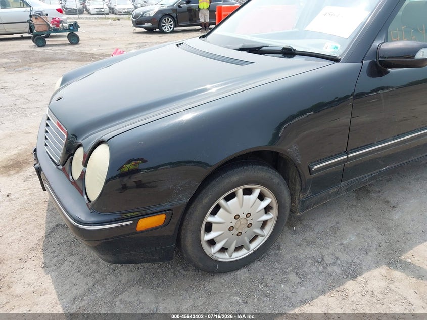 2001 Mercedes-benz E-class VIN WDBJF65J41B314388 IAAI salvage auction — NORMAL WEAR, Clear (Virginia), sold $75 on 2026-07-24 (photo 6)