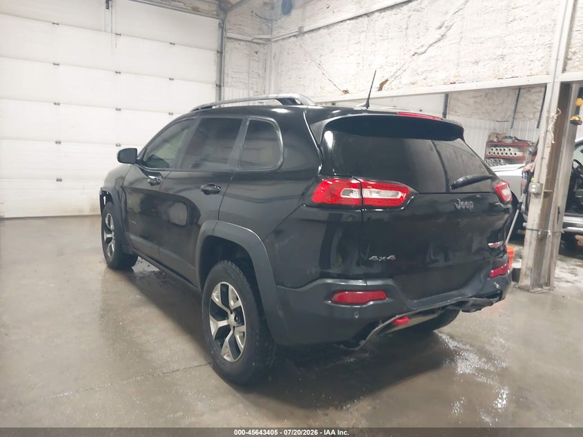 2017 Jeep Cherokee VIN 1C4PJMBS4HW622448 IAAI salvage auction — REAR END, Wait Title, sold $2,100 on 2026-08-21 (photo 3)