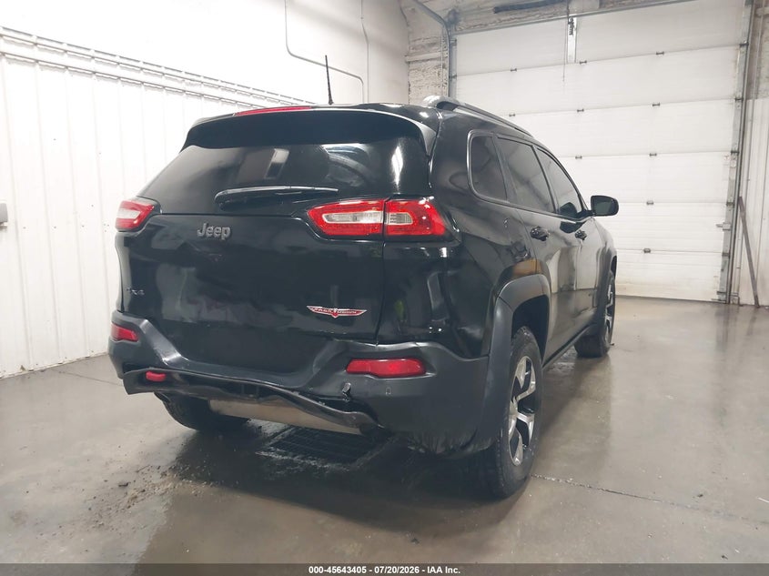 2017 Jeep Cherokee VIN 1C4PJMBS4HW622448 IAAI salvage auction — REAR END, Wait Title, sold $2,100 on 2026-08-21 (photo 4)