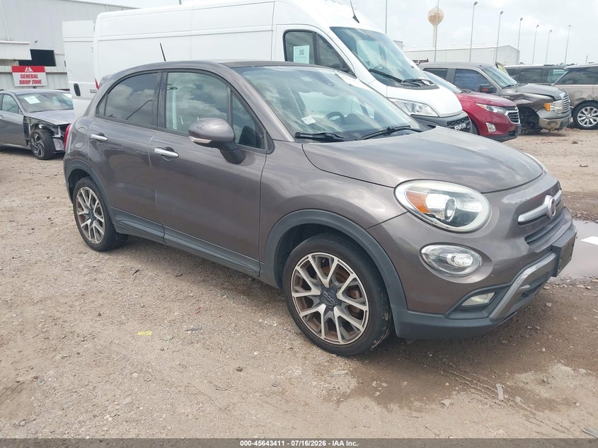 2016 Fiat 500x VIN ZFBCFXET0GP513373 IAAI salvage auction — NORMAL WEAR, Original (Texas), sold $300 on 2026-07-30 (photo 1)