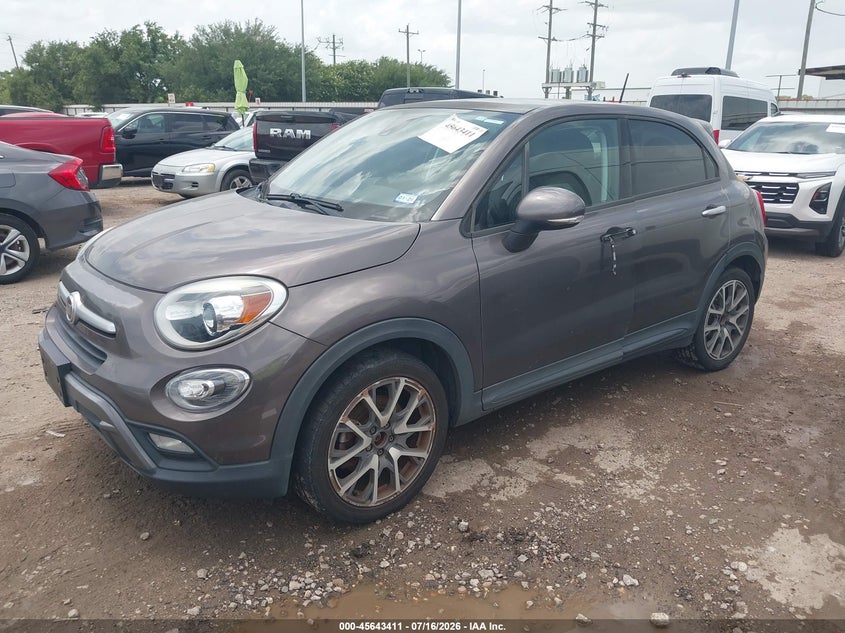 2016 Fiat 500x VIN ZFBCFXET0GP513373 IAAI salvage auction — NORMAL WEAR, Original (Texas), sold $300 on 2026-07-30 (photo 2)
