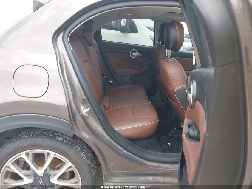 2016 Fiat 500x VIN ZFBCFXET0GP513373 IAAI salvage auction — NORMAL WEAR, Original (Texas), sold $300 on 2026-07-30 (photo 8)