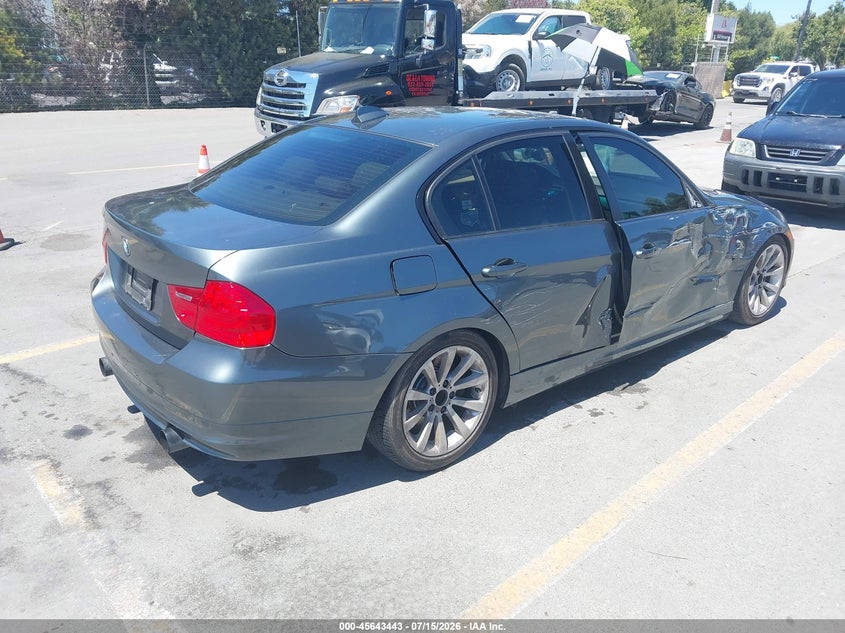 2009 BMW 3 series VIN WBAPM73559A366253 IAAI salvage auction — RIGHT FRONT, Salvage (California), sold $225 on 2026-07-29 (photo 4)