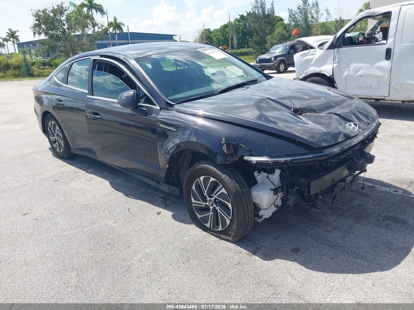 2026 Hyundai Sonata VIN KMHL24JJ3TA145582 IAAI salvage auction — NORMAL WEAR, Certificate Of Destruction (Florida), sold $2,150 on 2026-07-23 (photo 1)