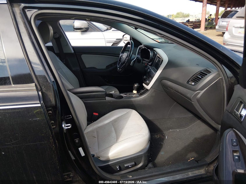 2013 Kia Optima VIN 5XXGR4A66DG232346 IAAI salvage auction — NORMAL WEAR, Clear-Dealer Only (Arizona), sold $25 on 2026-07-21 (photo 5)