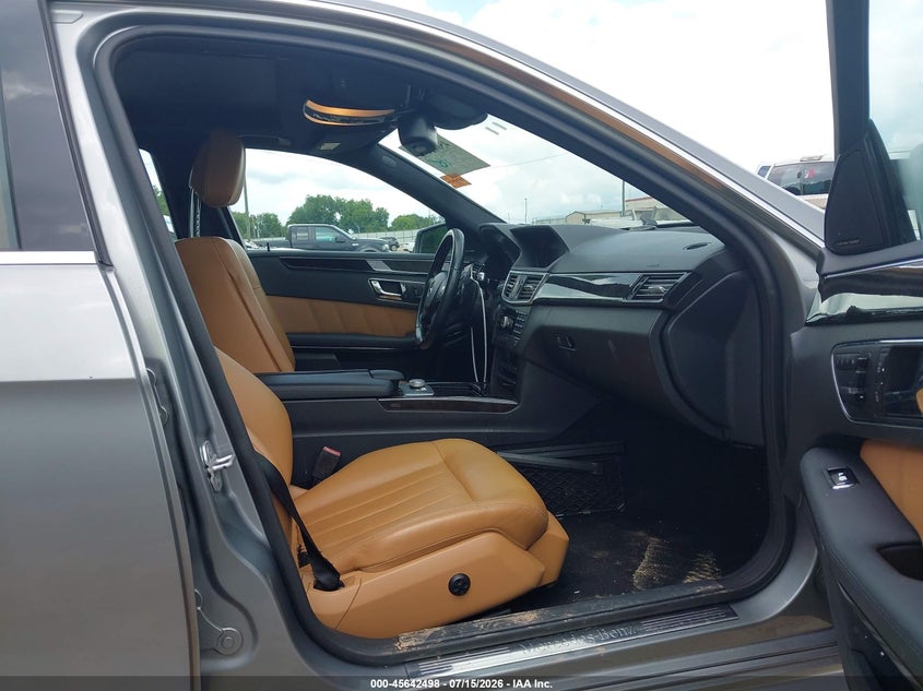 2010 Mercedes-benz E-class VIN WDDHF5GB7AA021516 IAAI salvage auction — RIGHT SIDE, Salvage (Georgia), sold $825 on 2026-08-20 (photo 5)