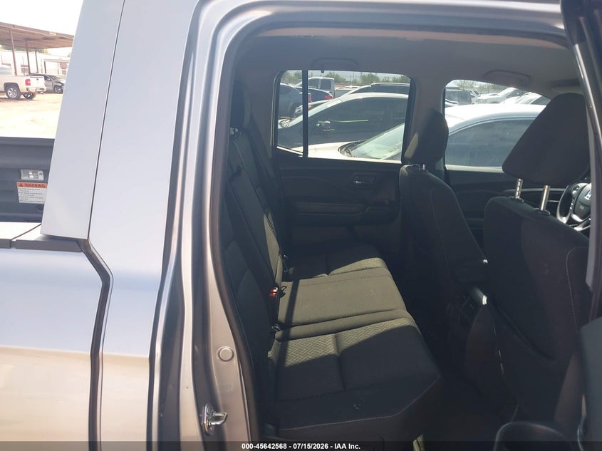 2017 Honda Ridgeline VIN 5FPYK3F45HB033928 IAAI salvage auction — NORMAL WEAR, Clear-Dealer Only (Arizona), sold $9,450 on 2026-07-23 (photo 8)
