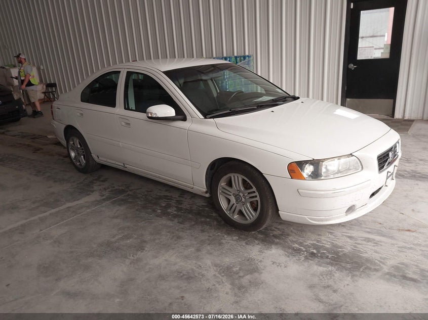 2007 Volvo S60 VIN YV1RS592672643268 IAAI salvage auction — NORMAL WEAR, Clear (New York), sold $425 on 2026-07-23 (photo 1)