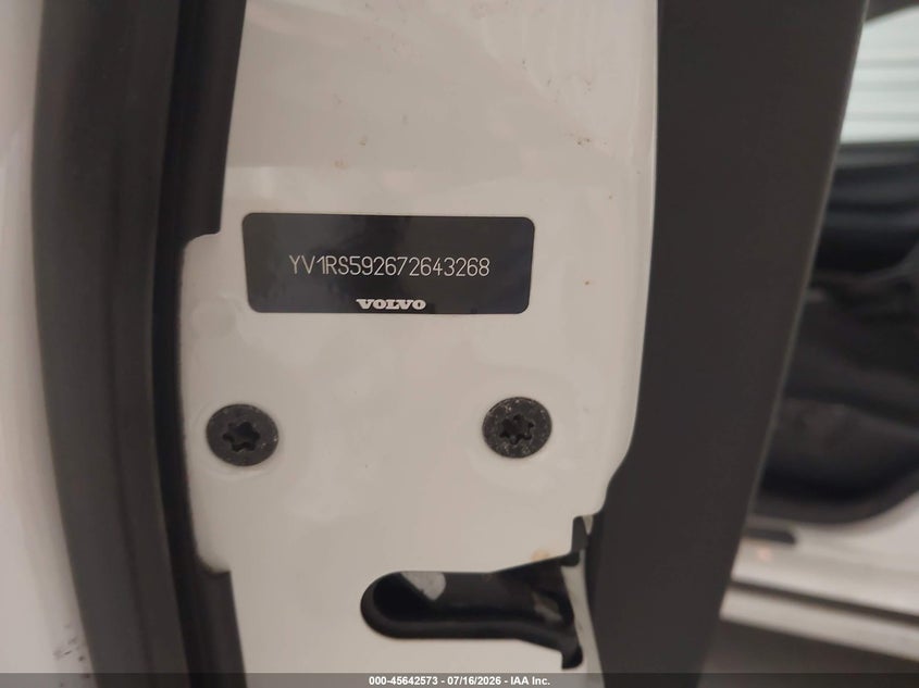 2007 Volvo S60 VIN YV1RS592672643268 IAAI salvage auction — NORMAL WEAR, Clear (New York), sold $425 on 2026-07-23 (photo 9)