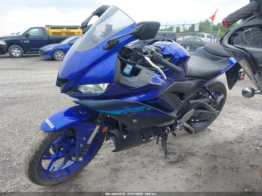 2024 Yamaha Yzf VIN MH3RH18Y1RK017179 IAAI salvage auction — SIDE, Wait Title, sold $775 on 2026-08-21 (photo 2)