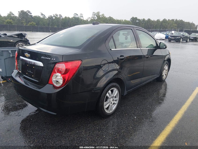 2015 Chevrolet SONIC VIN 1G1JC5SH8F4187140 IAAI salvage auction — NORMAL WEAR, Clear (South Carolina), sold $300 on 2026-08-22 (photo 4)