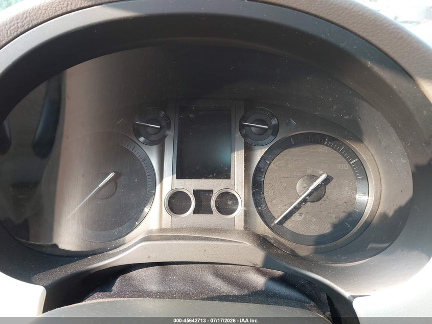 2017 Lexus Gx VIN JTJJM7FX8H5166686 IAAI salvage auction — WATER/FLOOD, Salvage Title, sold $9,400 on 2026-08-26 (photo 7)