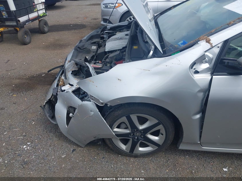 2016 Toyota Prius VIN JTDKARFU5G3011069 IAAI salvage auction — FRONT END, Wait Title, sold $2,900 on 2026-08-25 (photo 6)