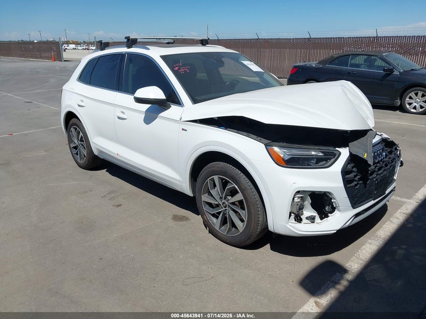 2024 Audi Q5 VIN WA1EAAFY9R2031569 IAAI salvage auction — NORMAL WEAR, Salvage Title, sold $11,475 on 2026-07-28 (photo 1)