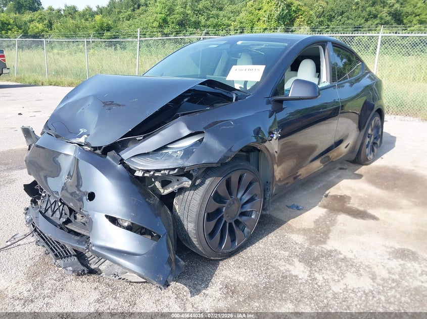 2024 Tesla Model y VIN 7SAYGDEF0RF052491 IAAI salvage auction — FRONT END, Salvage (Louisiana), sold $10,100 on 2026-08-30 (photo 2)
