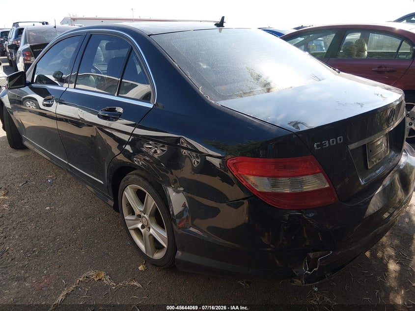 2010 Mercedes-benz C class VIN WDDGF8BB6AR126182 IAAI salvage auction — NORMAL WEAR, Clear (Colorado), sold $25 on 2026-07-28 (photo 3)