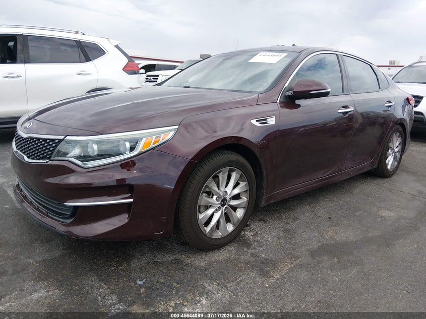 2017 Kia Optima VIN 5XXGU4L38HG151596 IAAI salvage auction — NORMAL WEAR, Regular (Nevada), sold $1,350 on 2026-07-24 (photo 2)