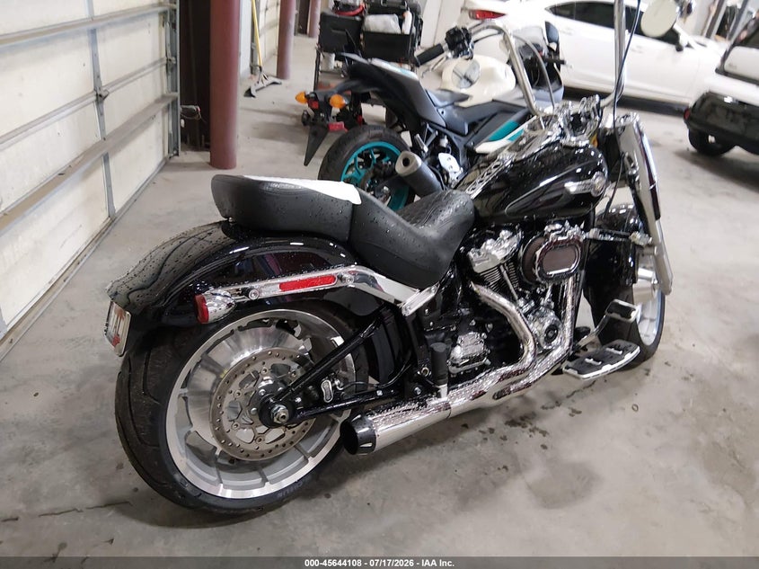 2024 Harley-davidson Fat boy VIN 1HD1YGK17RB038109 IAAI salvage auction — ALL OVER, Wait Title, sold $13,300 on 2026-10-02 (photo 4)
