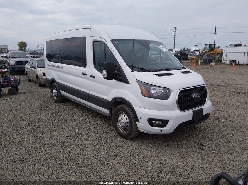 2025 Ford Transit-350 VIN 1FBAX9C86SKA73715 IAAI salvage auction — NORMAL WEAR, Enterprise Vehicles Clear Only (Oregon), sold $25 on 2026-07-29 (photo 1)