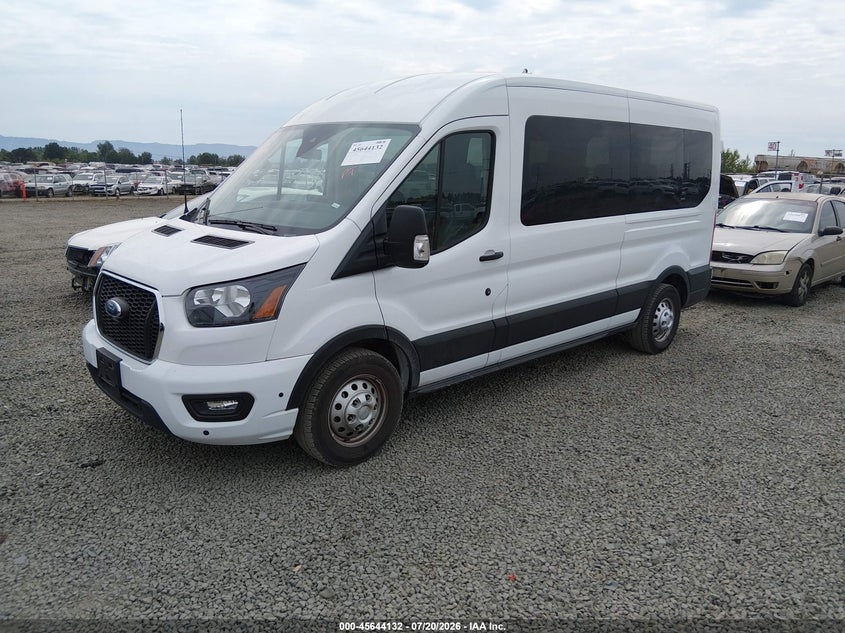 2025 Ford Transit-350 VIN 1FBAX9C86SKA73715 IAAI salvage auction — NORMAL WEAR, Enterprise Vehicles Clear Only (Oregon), sold $25 on 2026-07-29 (photo 2)