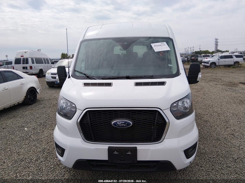 2025 Ford Transit-350 VIN 1FBAX9C86SKA73715 IAAI salvage auction — NORMAL WEAR, Enterprise Vehicles Clear Only (Oregon), sold $25 on 2026-07-29 (photo 6)