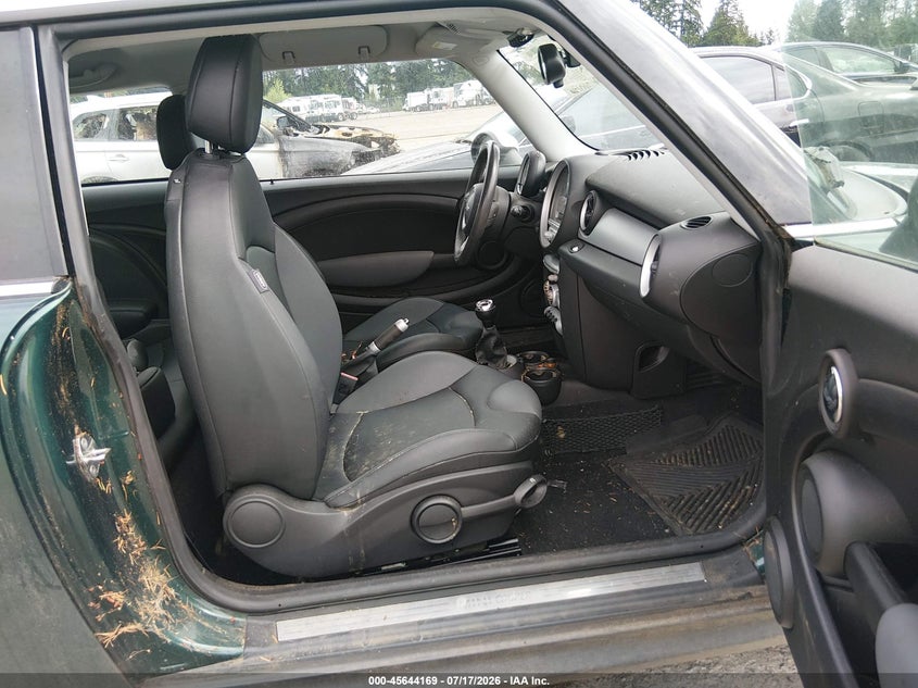 2007 Mini Cooper VIN WMWMF33567TU60648 IAAI salvage auction — FRONT END, Clear (Washington), sold $325 on 2026-07-29 (photo 5)