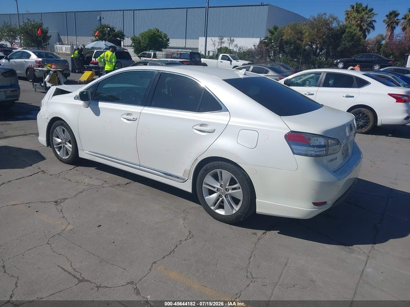 2010 Lexus Hs 250h VIN JTHBB1BAXA2030951 IAAI salvage auction — NORMAL WEAR, Clear - Dealer Only (California), sold $525 on 2026-07-29 (photo 3)