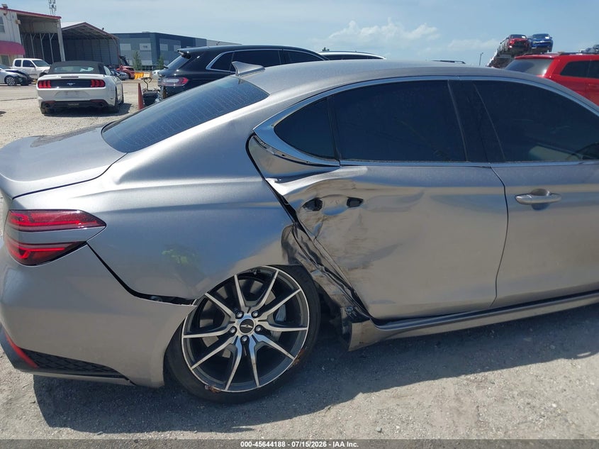 2024 Genesis G70 VIN KMTG34SC2RU142930 IAAI salvage auction — RIGHT SIDE, Rebuildable (Florida), sold $8,075 on 2026-08-25 (photo 6)