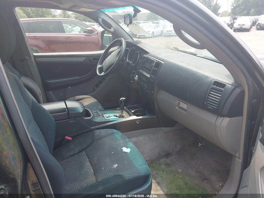 2006 Toyota 4runner VIN JTEBU14R968067066 IAAI salvage auction — NORMAL WEAR, Clear (Rhode Island), sold $25 on 2026-07-21 (photo 5)