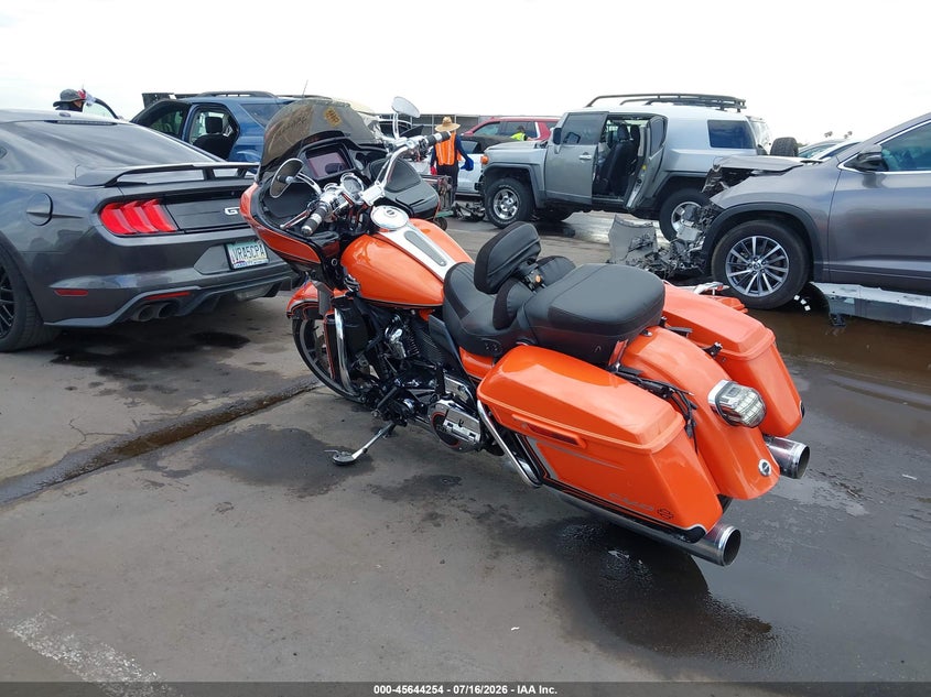 2022 Harley-davidson Road glide VIN 1HD1TJH10NB951856 IAAI salvage auction — REAR END, Salvage (North Dakota), sold $8,200 on 2026-09-15 (photo 3)