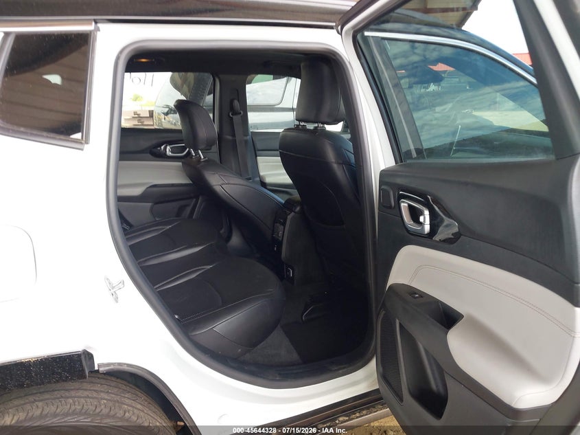 2025 Jeep Compass VIN 3C4NJDCN6ST615935 IAAI salvage auction — REAR END, Enterprise Vehicles Clear Only (Utah), sold $12,650 on 2026-07-28 (photo 8)