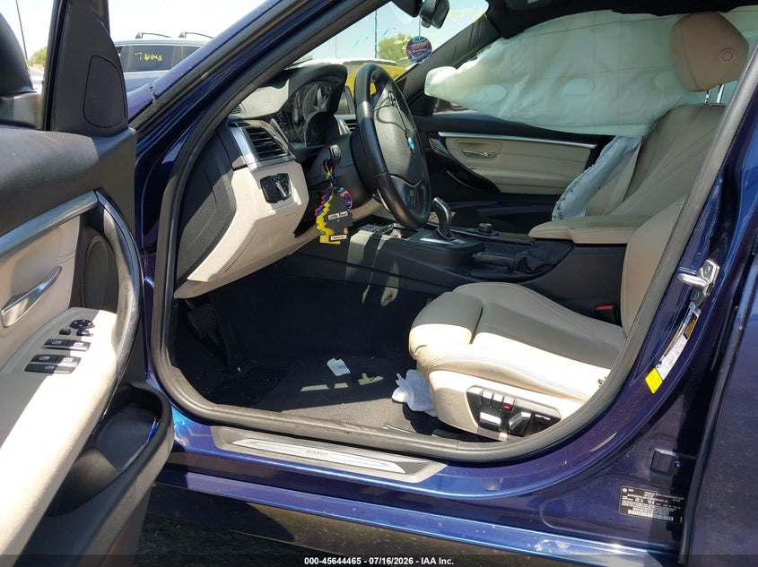 2016 BMW 3er VIN WBA8E9G53GNT84327 IAAI salvage auction — SIDE, Wait Title, sold $2,200 on 2026-07-31 (photo 5)
