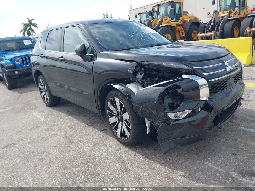 2026 Mitsubishi Outlander VIN JA4J3VAB2TZ043788 — IAAI salvage auction photo