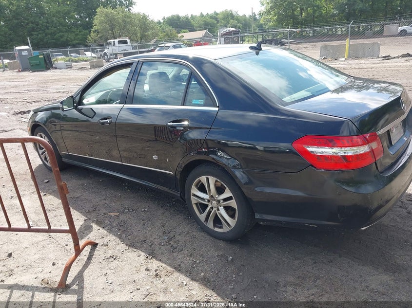 2011 Mercedes-benz E-class VIN WDDHF8HB6BA455069 IAAI salvage auction — FRONT END, Reconstructed (Massachusetts), sold $525 on 2026-08-11 (photo 3)