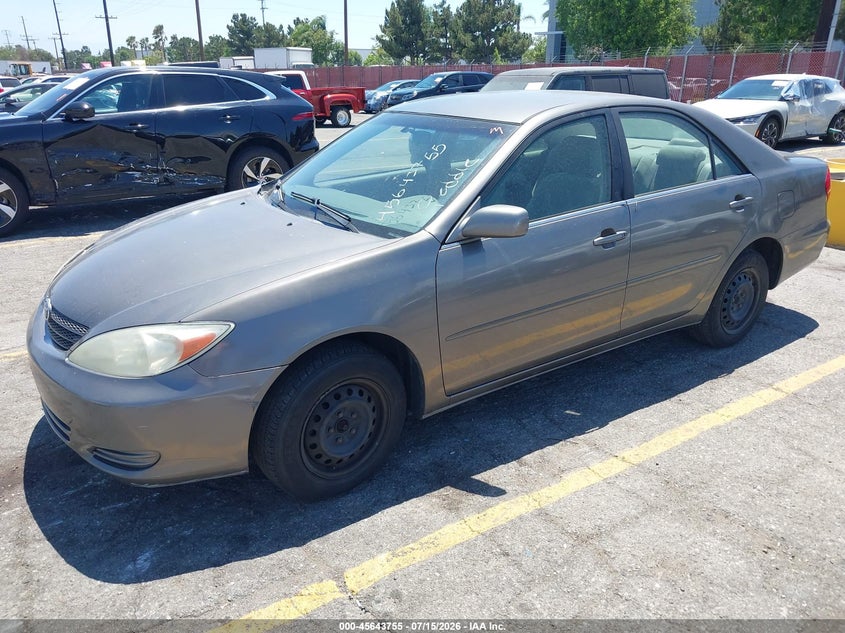2002 Toyota Camry VIN JTDBE32K220038424 IAAI salvage auction — NORMAL WEAR, Clear - Dealer Only (California), sold $475 on 2026-07-28 (photo 2)