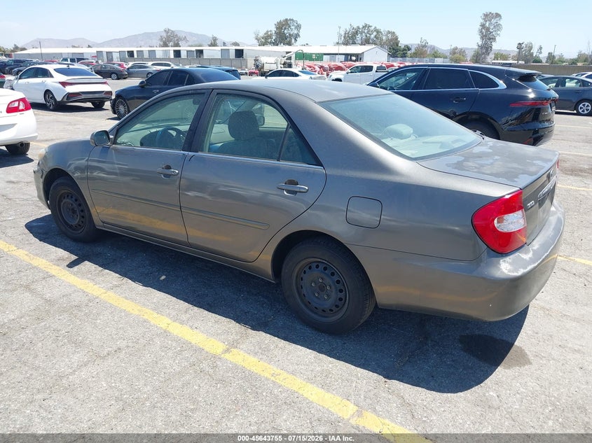 2002 Toyota Camry VIN JTDBE32K220038424 IAAI salvage auction — NORMAL WEAR, Clear - Dealer Only (California), sold $475 on 2026-07-28 (photo 3)