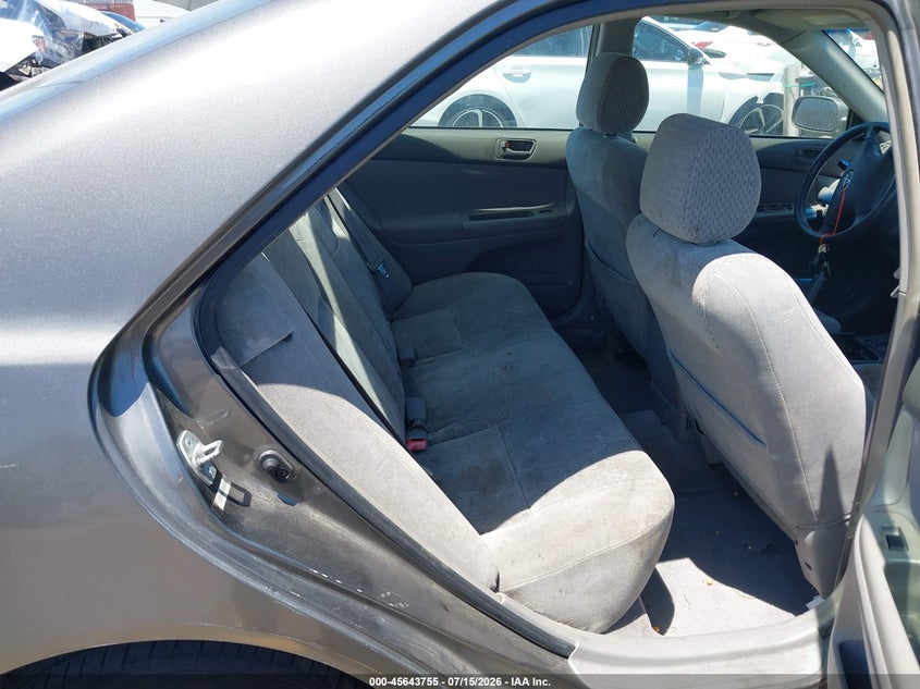 2002 Toyota Camry VIN JTDBE32K220038424 IAAI salvage auction — NORMAL WEAR, Clear - Dealer Only (California), sold $475 on 2026-07-28 (photo 8)