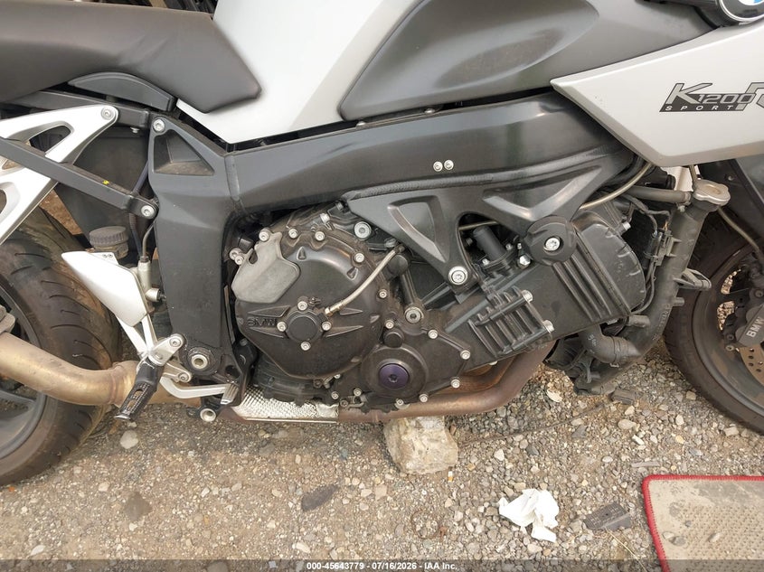2007 BMW K 1200 VIN WB10595077ZP85327 IAAI salvage auction — NORMAL WEAR, Clear (Michigan), sold $150 on 2026-07-23 (photo 8)