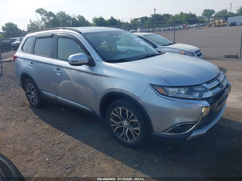 2016 Mitsubishi Outlander VIN JA4AZ3A30GZ004960 IAAI salvage auction — NORMAL WEAR, Clear (Virginia), sold $725 on 2026-07-21 (photo 1)