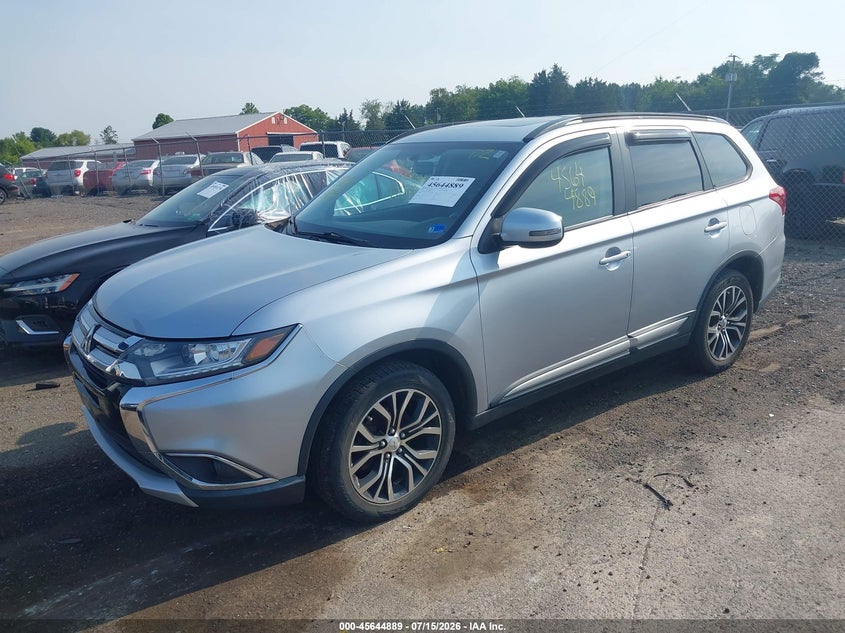 2016 Mitsubishi Outlander VIN JA4AZ3A30GZ004960 IAAI salvage auction — NORMAL WEAR, Clear (Virginia), sold $725 on 2026-07-21 (photo 2)