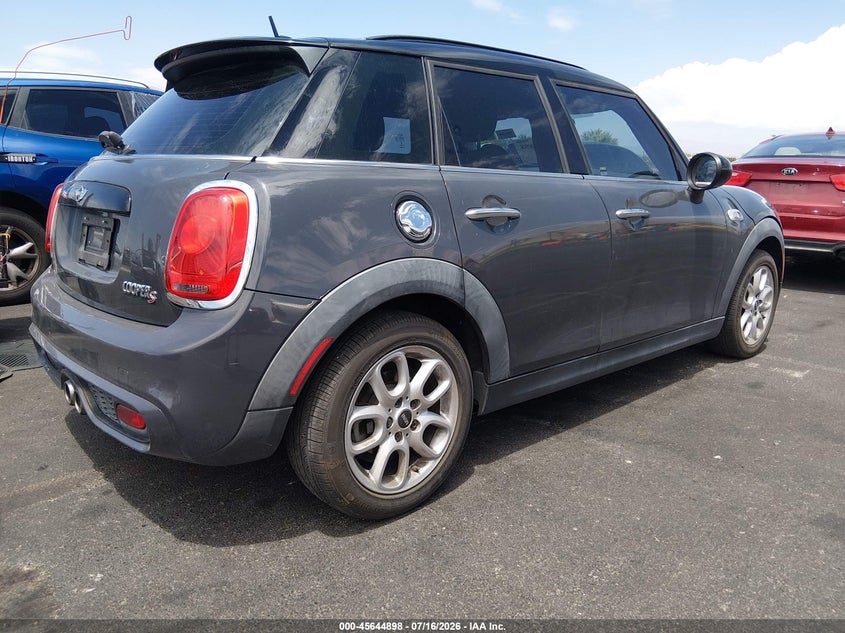 2015 Mini Hard top VIN WMWXU3C5XF2B65787 IAAI salvage auction — ENGINE DAMAGE, Salvage Title, sold $3,200 on 2026-07-31 (photo 4)