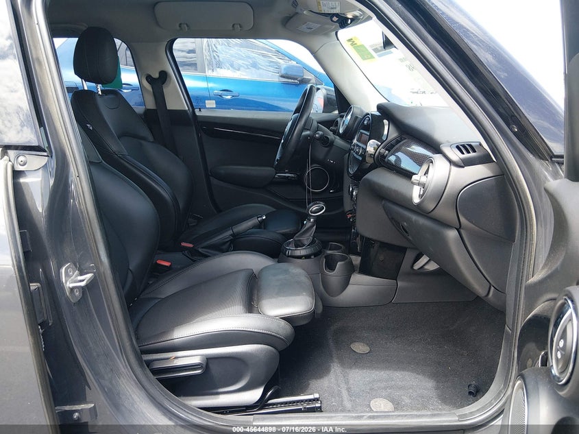 2015 Mini Hard top VIN WMWXU3C5XF2B65787 IAAI salvage auction — ENGINE DAMAGE, Salvage Title, sold $3,200 on 2026-07-31 (photo 5)