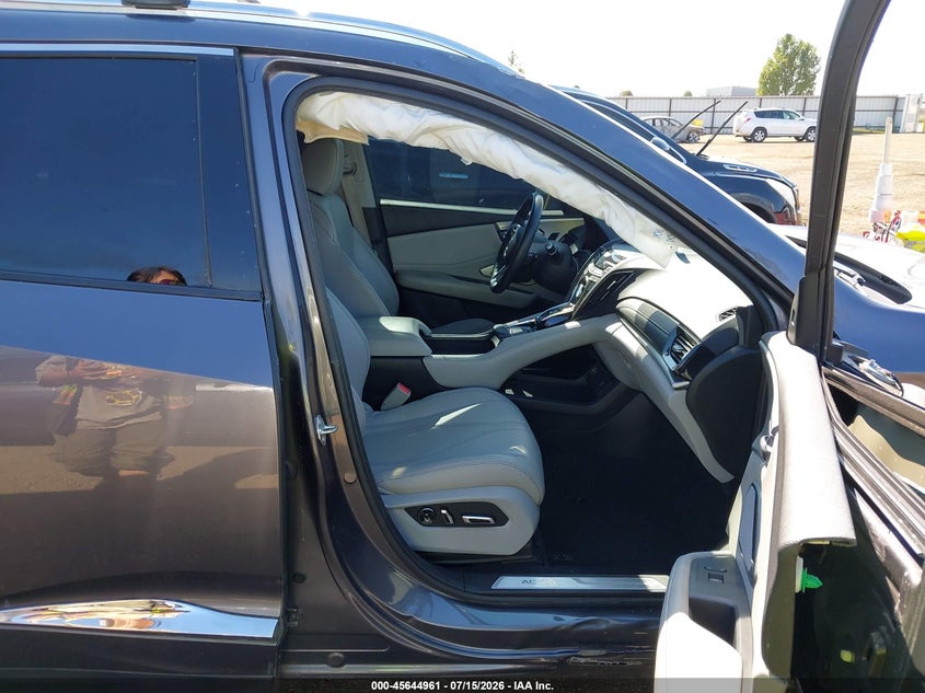2020 Acura Rdx VIN 5J8TC2H54LL041963 IAAI salvage auction — SIDE, Salvage Title, sold $4,350 on 2026-07-31 (photo 5)