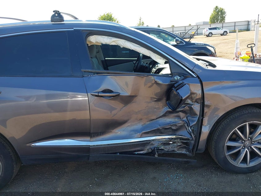 2020 Acura Rdx VIN 5J8TC2H54LL041963 IAAI salvage auction — SIDE, Salvage Title, sold $4,350 on 2026-07-31 (photo 6)