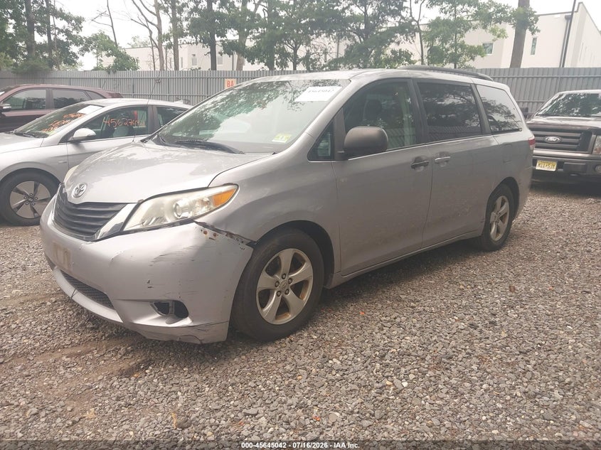 2012 Toyota Sienna VIN 5TDKK3DC2CS250608 IAAI salvage auction — NORMAL WEAR, Clear (New Jersey), sold $350 on 2026-07-29 (photo 2)