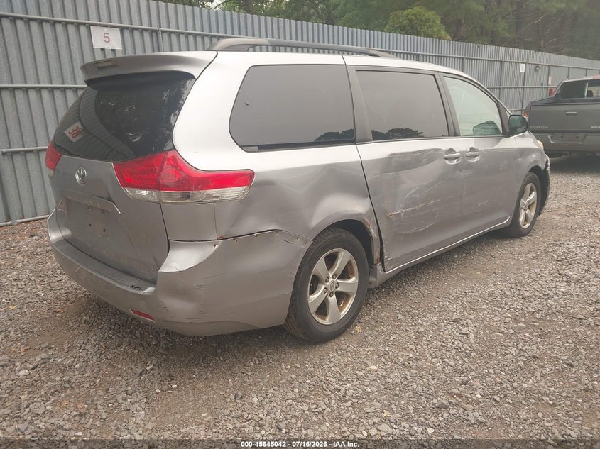 2012 Toyota Sienna VIN 5TDKK3DC2CS250608 IAAI salvage auction — NORMAL WEAR, Clear (New Jersey), sold $350 on 2026-07-29 (photo 4)