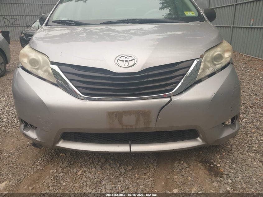 2012 Toyota Sienna VIN 5TDKK3DC2CS250608 IAAI salvage auction — NORMAL WEAR, Clear (New Jersey), sold $350 on 2026-07-29 (photo 6)
